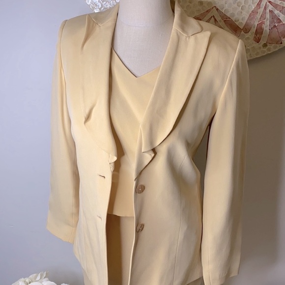 Travis Ayers Tan Suit Set Size 2P - Picture 2 of 8